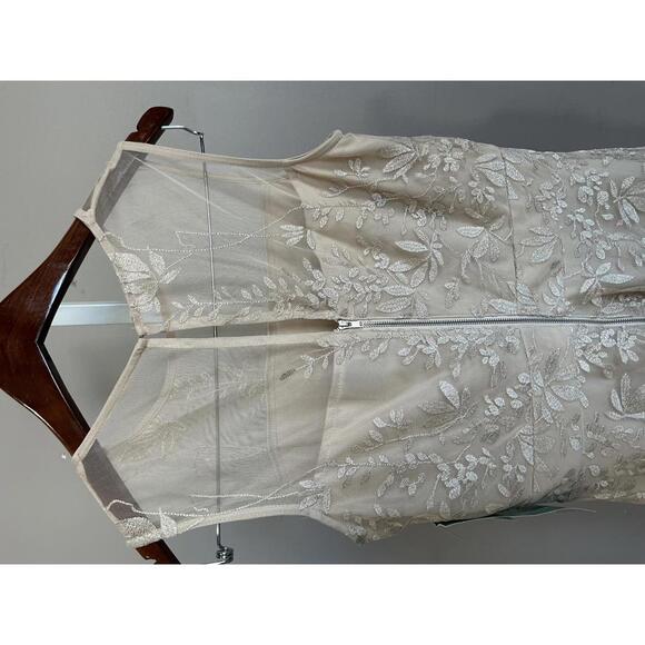 J Taylor  Special Occasion Women's Midi Dress Size 6 Holiday or Bridal - Picture 6 of 8